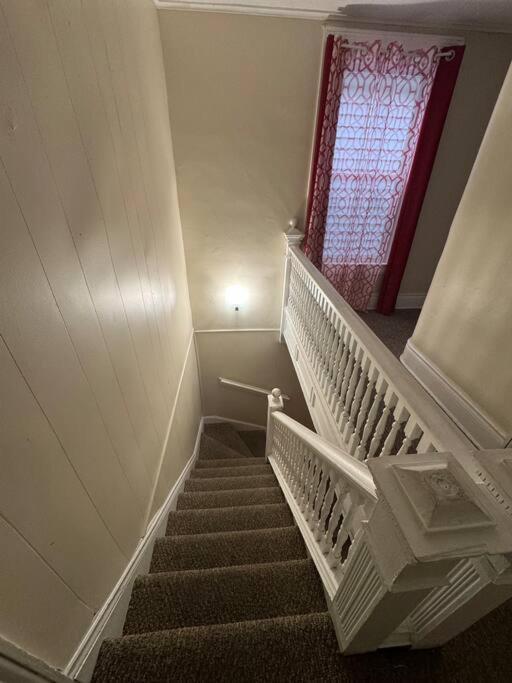 Comforting Getaway-Sleeps 6-Walk To Falls! Ниагарски водопад Екстериор снимка